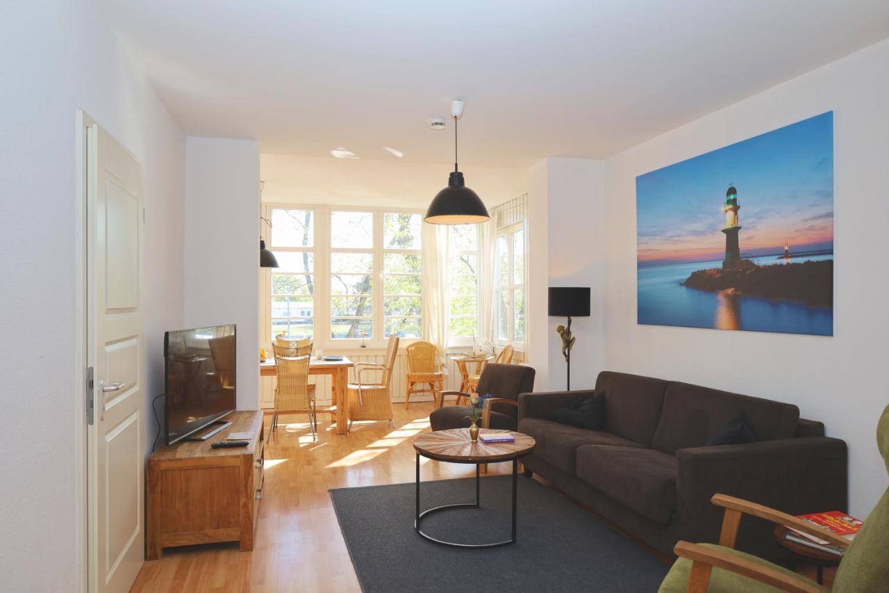 Ferienwohnungen -Am Strom 41- In Warnemuende Rostock Exterior foto
